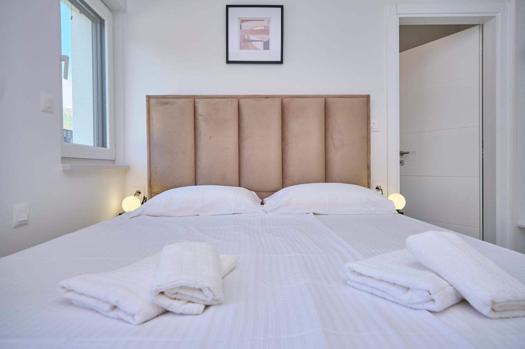 Villa Adria Traum Kaštela 外观 照片